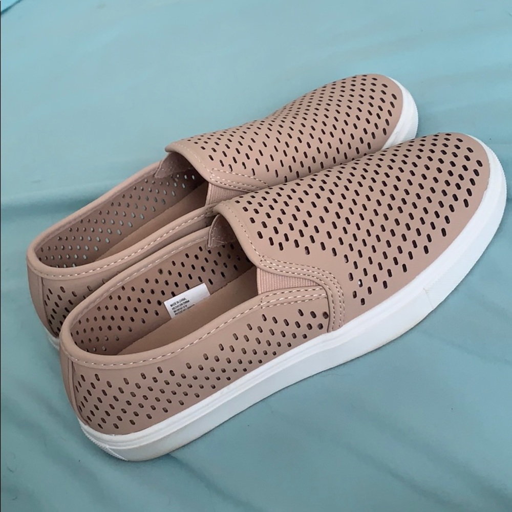 Walmart slip on shoes